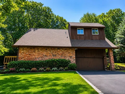 10 Melia Way