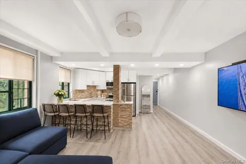 2160 E Tremont Avenue #3B