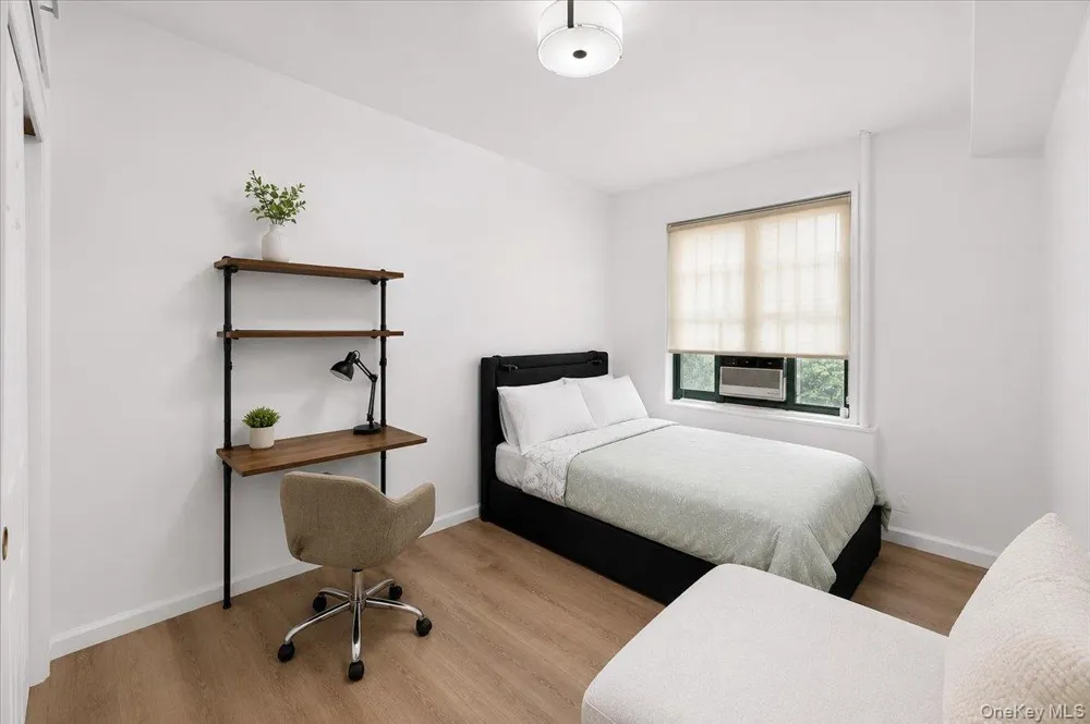 2160 E Tremont Avenue #3B Bronx, NY 10462