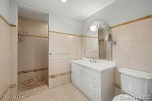 52 Francis Lane Greenwich, CT 06831