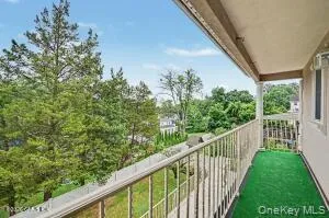52 Francis Lane Greenwich, CT 06831