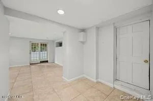52 Francis Lane Greenwich, CT 06831