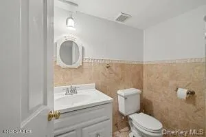 52 Francis Lane Greenwich, CT 06831