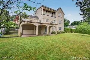 52 Francis Lane Greenwich, CT 06831