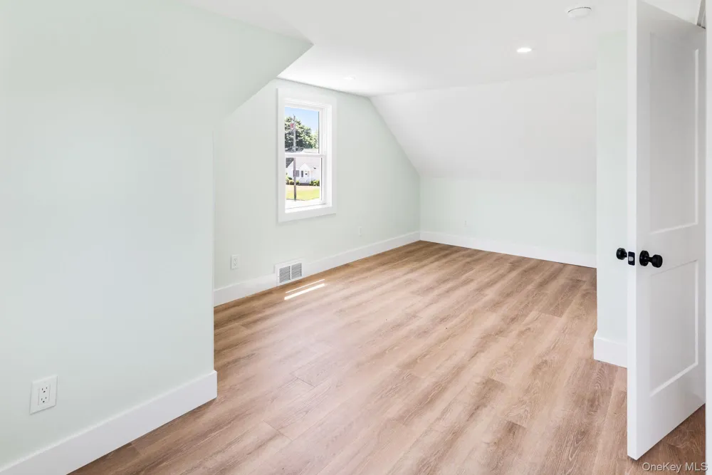 90 Sunrise Avenue Riverhead, NY 11901