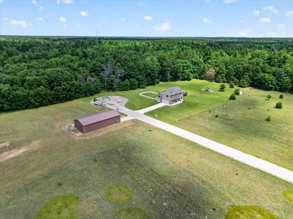 5420 S Kathryn Lane Newaygo, MI 49337
