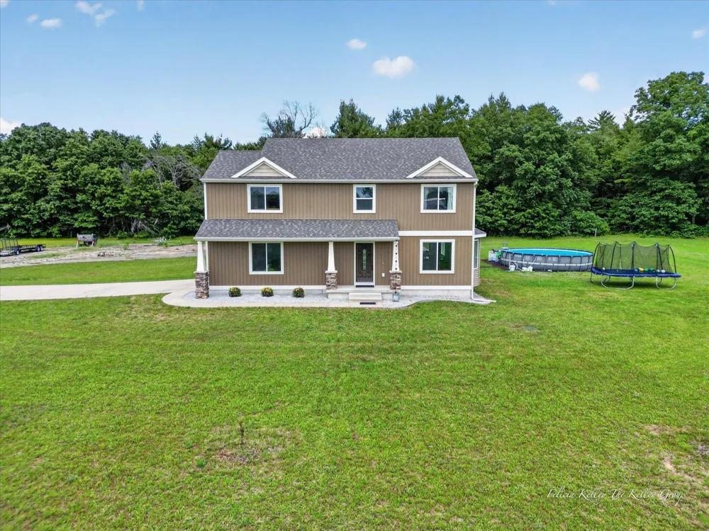 5420 S Kathryn Lane Newaygo, MI 49337