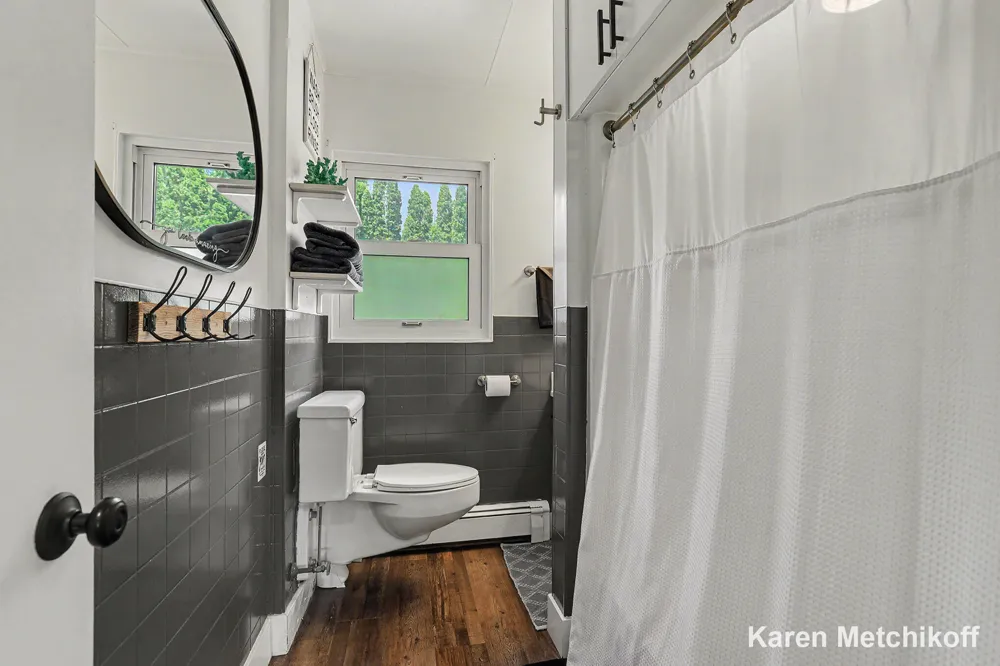 4991 Lakeview Drive Coral, MI 49322