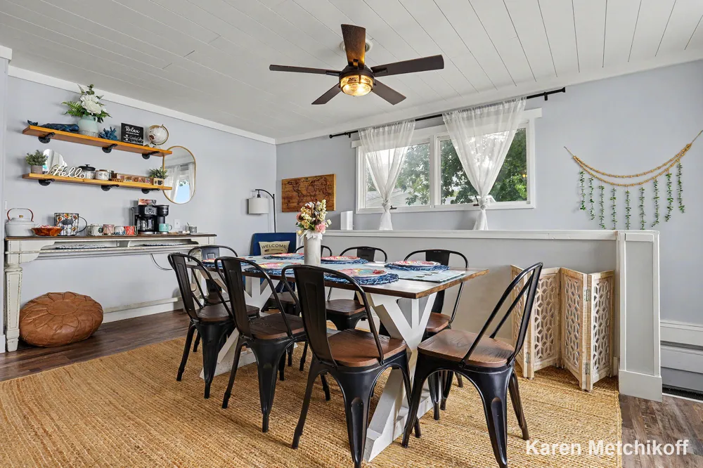 4991 Lakeview Drive Coral, MI 49322