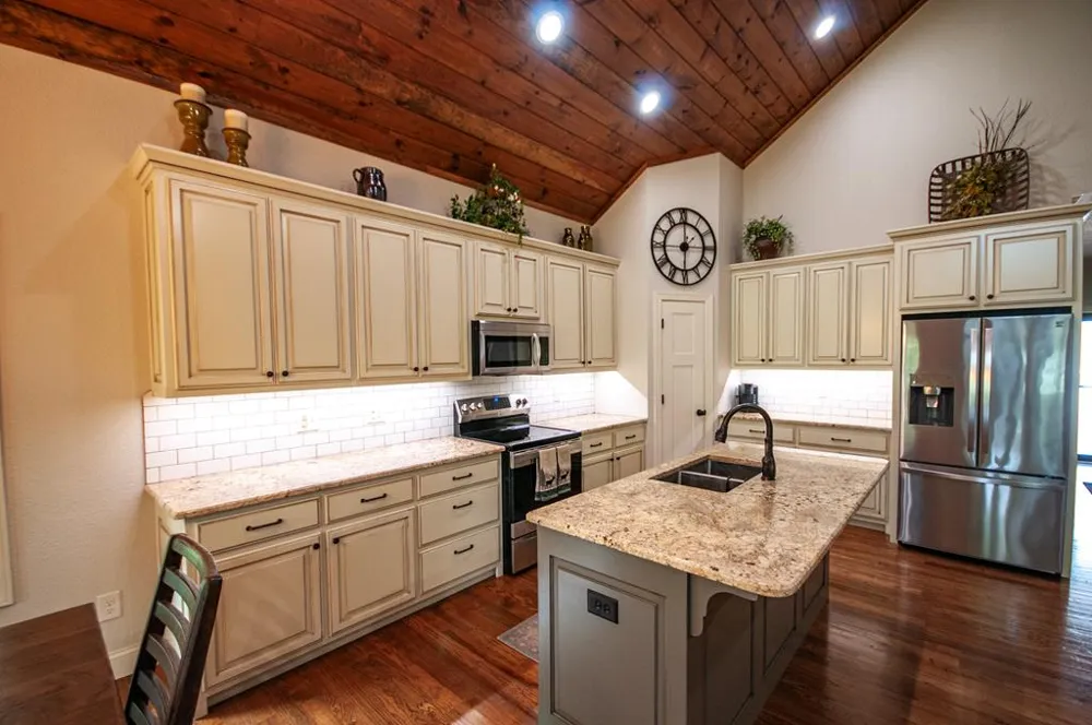 2068 Gallatin Road Young Harris, GA 30582