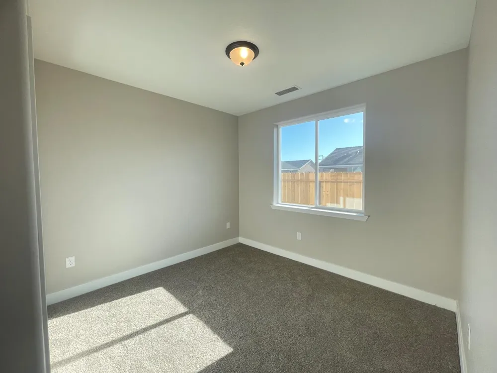 16219 W Sunset Ave Kerman, CA 93630
