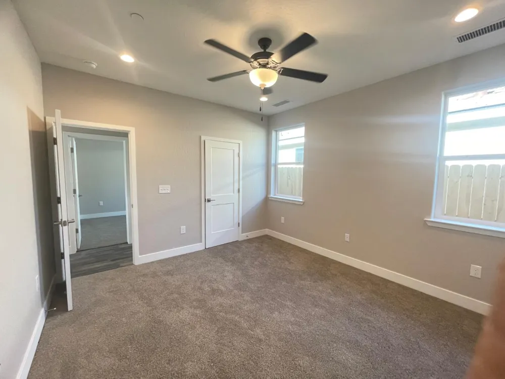 16219 W Sunset Ave Kerman, CA 93630