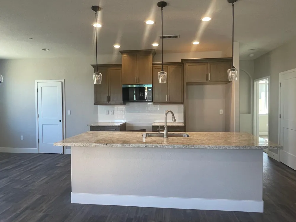 16249 W David Ave Kerman, CA 93630