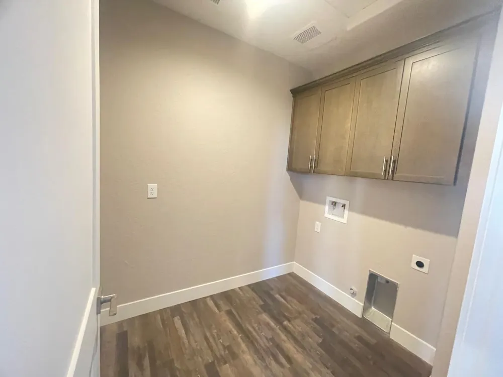 16249 W David Ave Kerman, CA 93630
