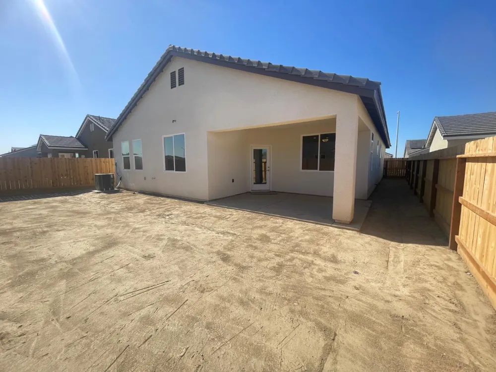 16249 W David Ave Kerman, CA 93630