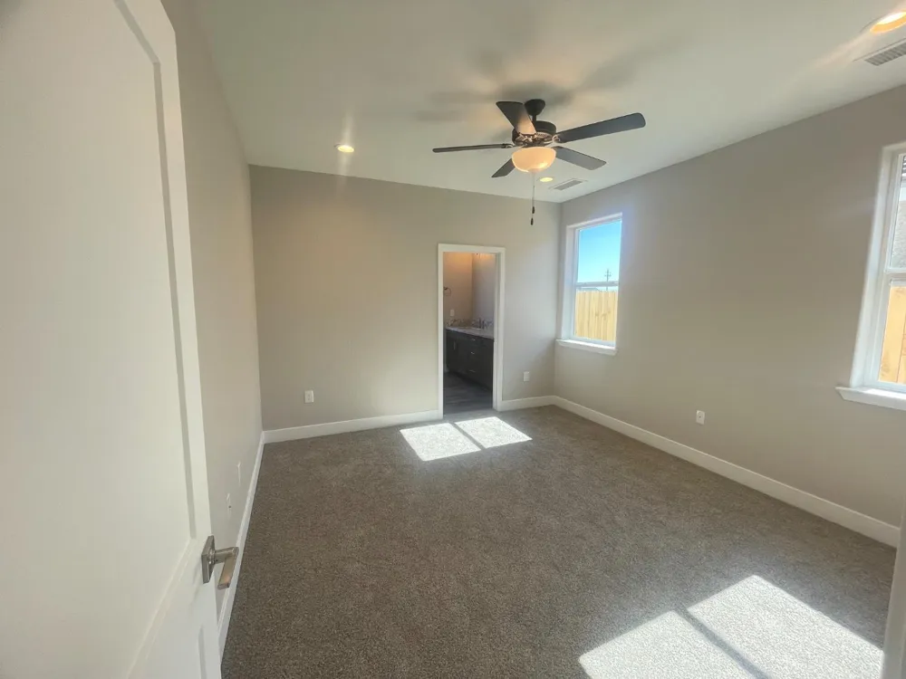 16249 W David Ave Kerman, CA 93630