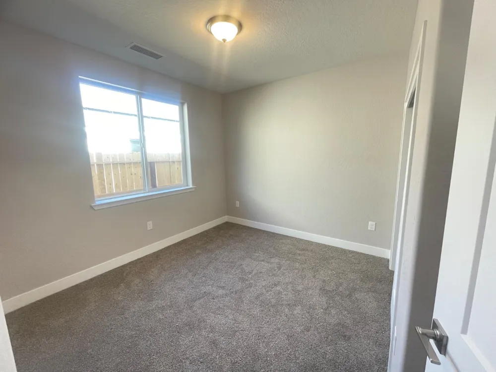 16249 W David Ave Kerman, CA 93630