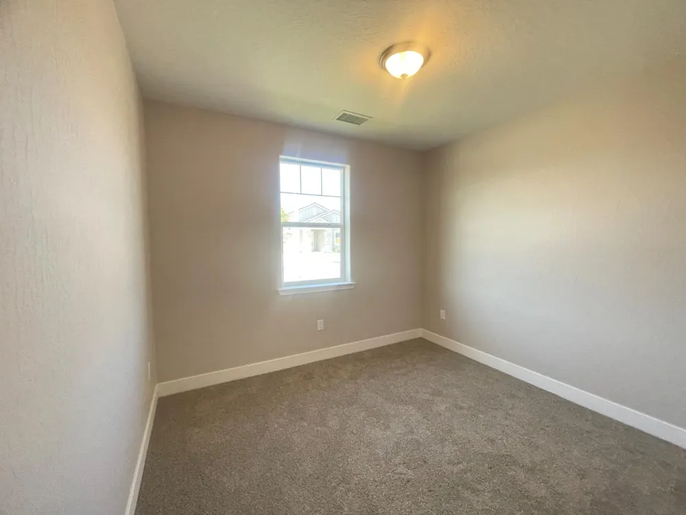 16249 W David Ave Kerman, CA 93630