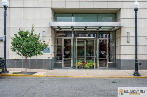 1 Spring Street #1405