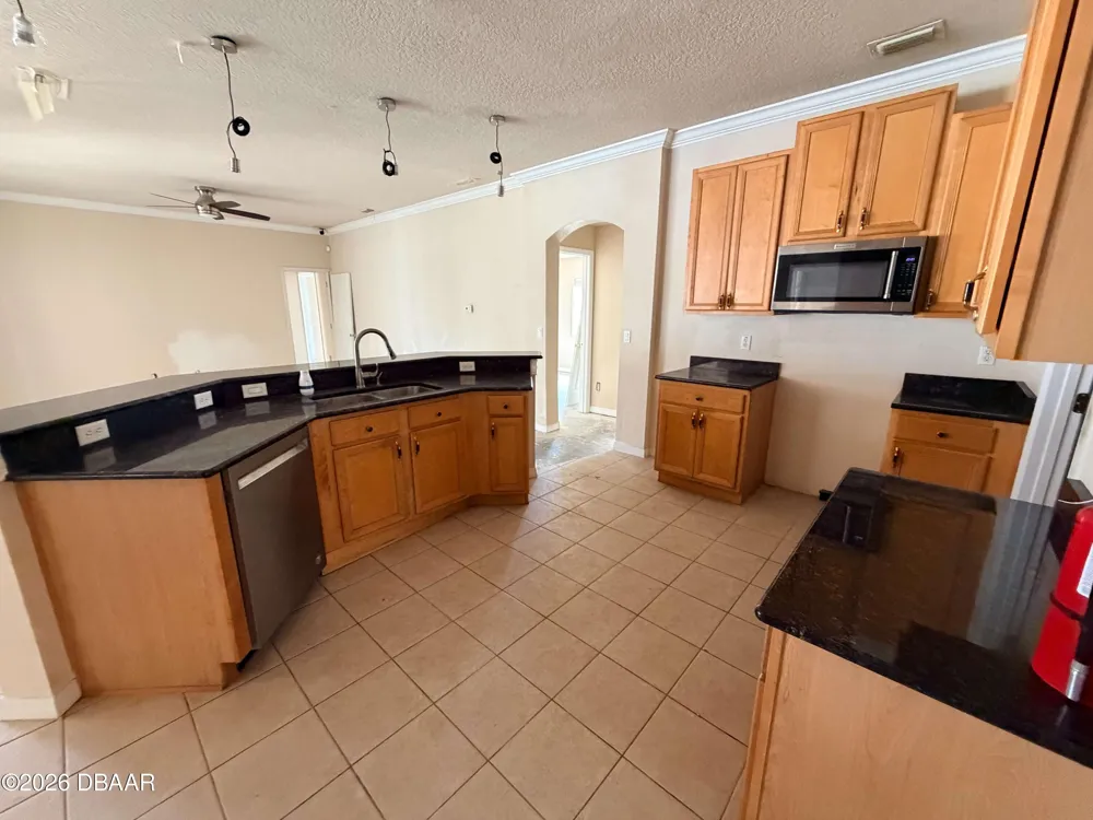 2875 Beaver Ridge Loop Clermont, FL 34711