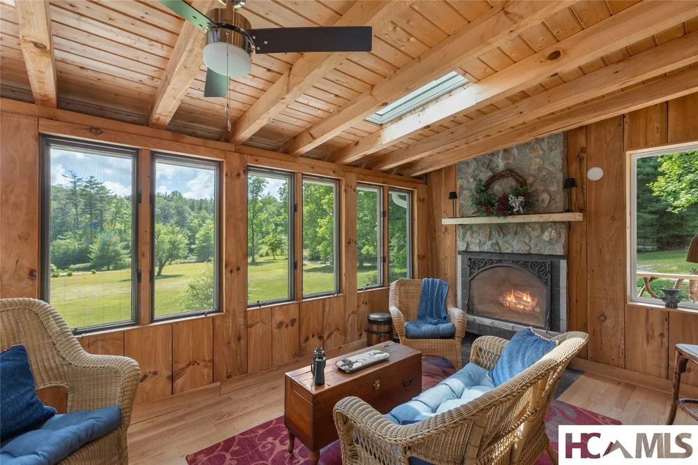185 Hemlock Lane Sapphire, NC 28774