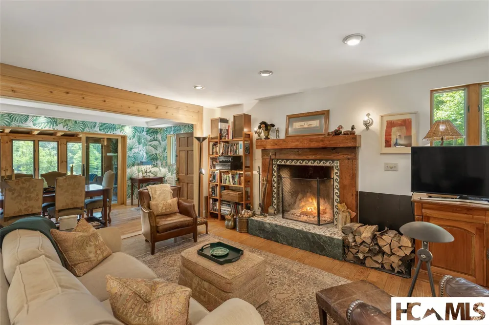 185 Hemlock Lane Sapphire, NC 28774