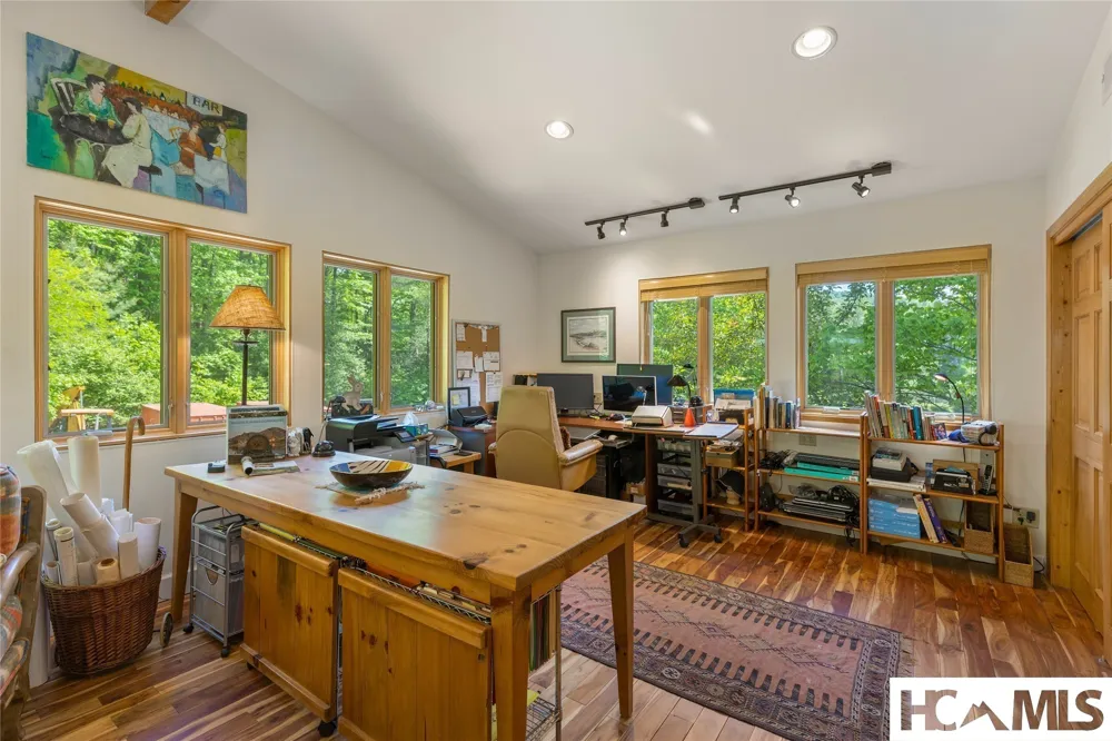 185 Hemlock Lane Sapphire, NC 28774