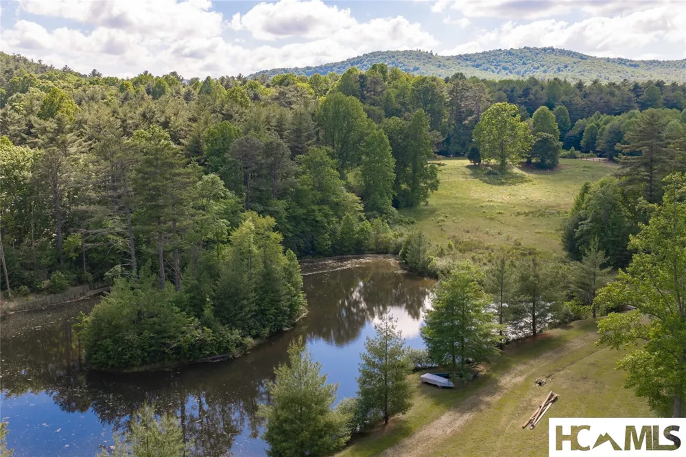 185 Hemlock Lane Sapphire, NC 28774