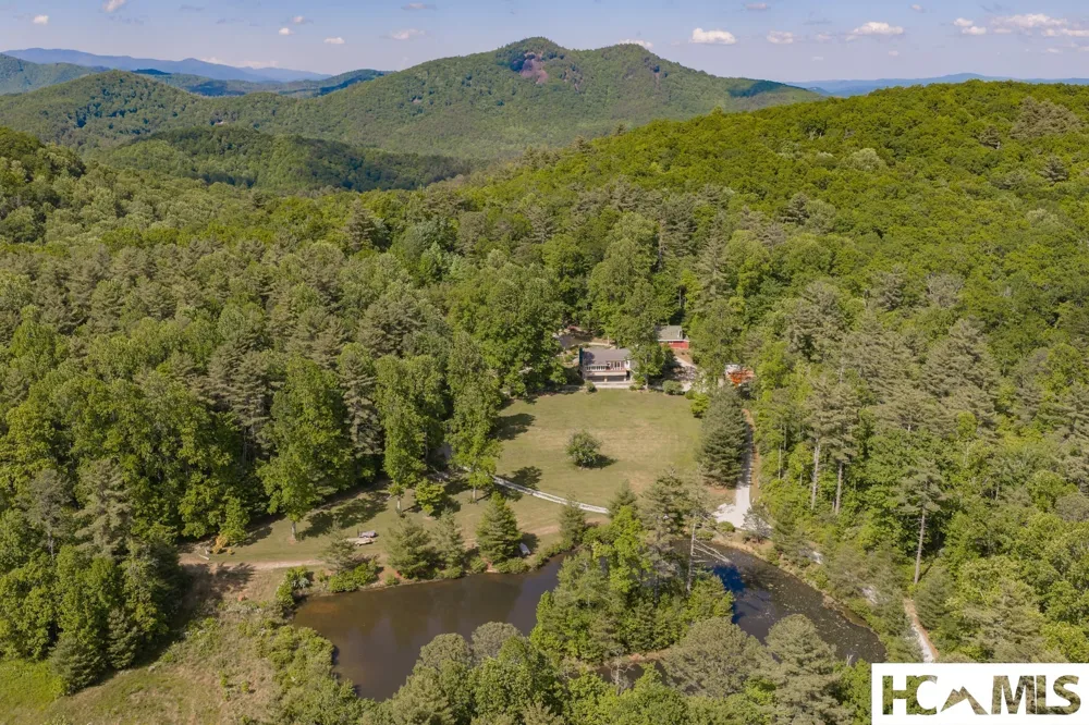 185 Hemlock Lane Sapphire, NC 28774