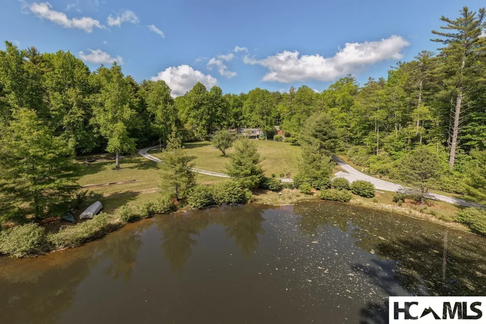 185 Hemlock Lane Sapphire, NC 28774