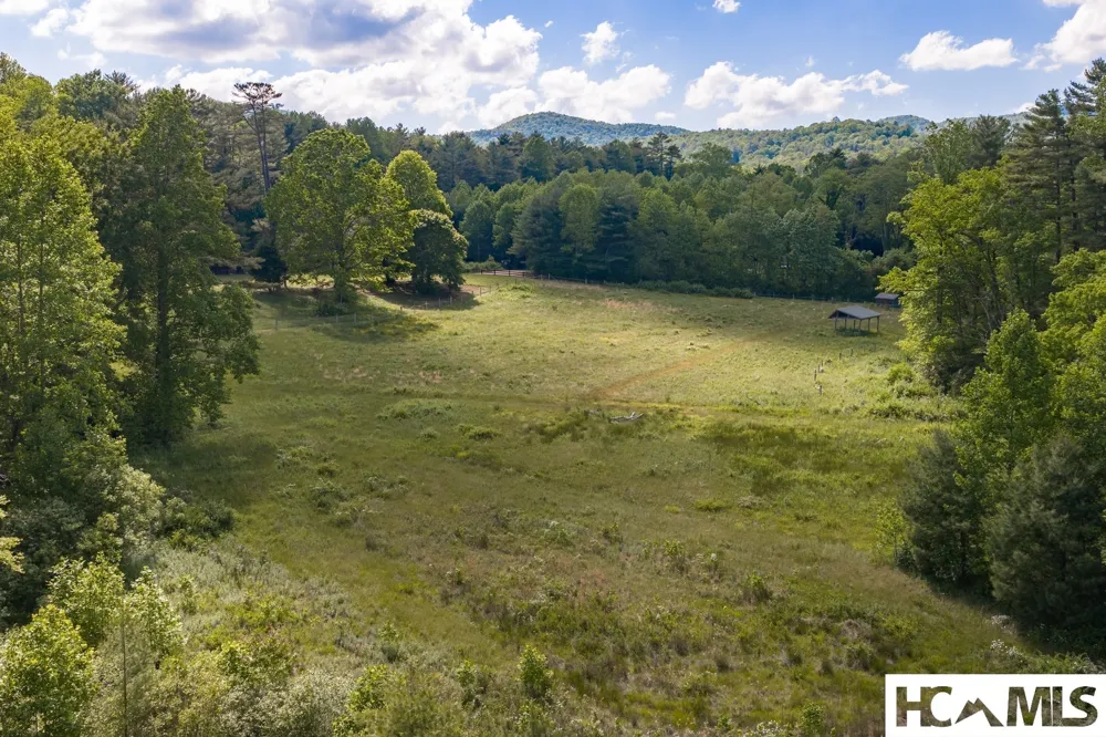 185 Hemlock Lane Sapphire, NC 28774