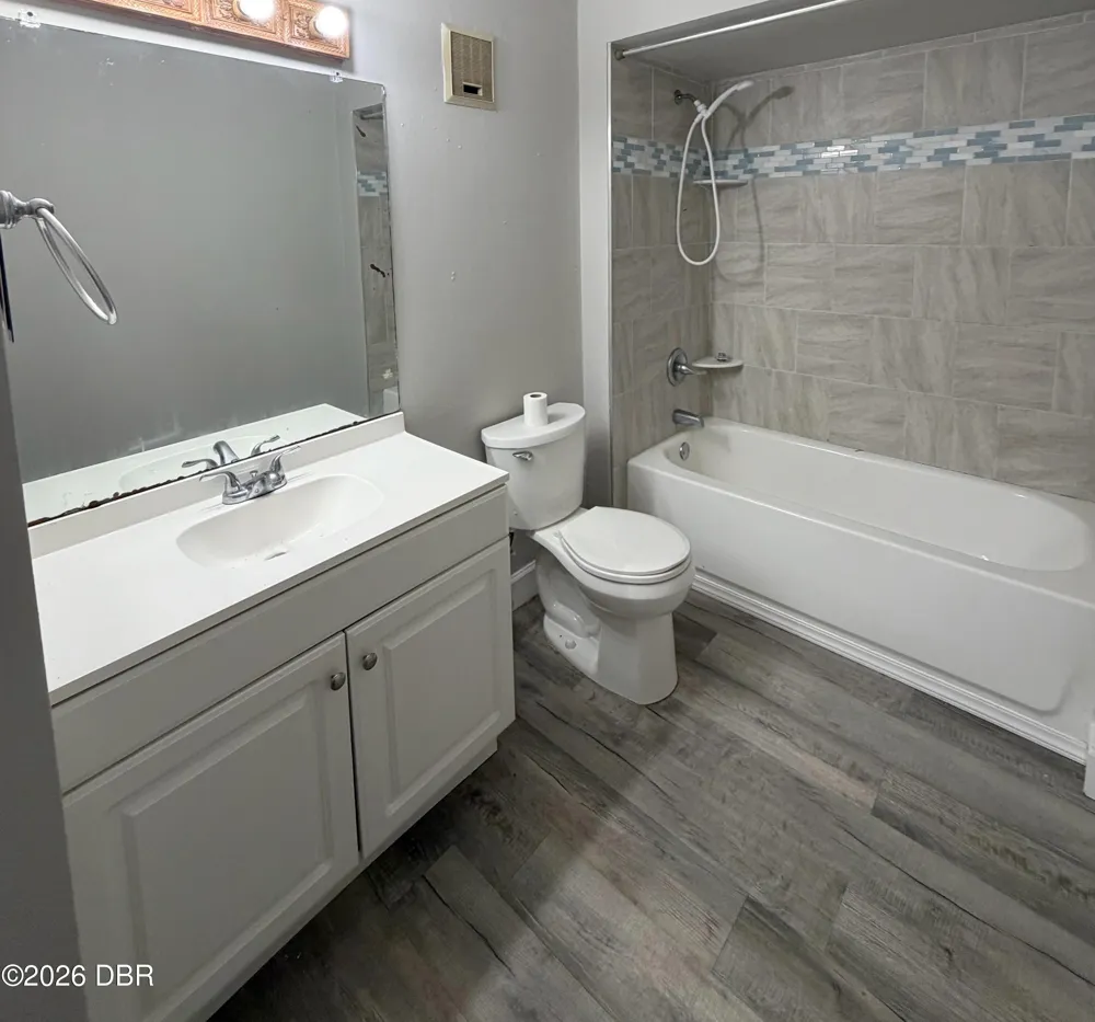 2028 Oak Meadow Circle South Daytona, FL 32119