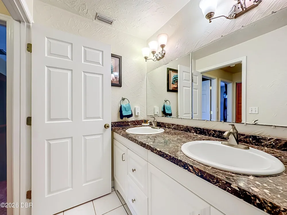 2 Radford Lane Palm Coast, FL 32164