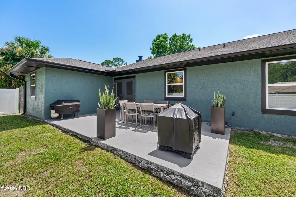 2817 Yule Tree Drive Edgewater, FL 32141
