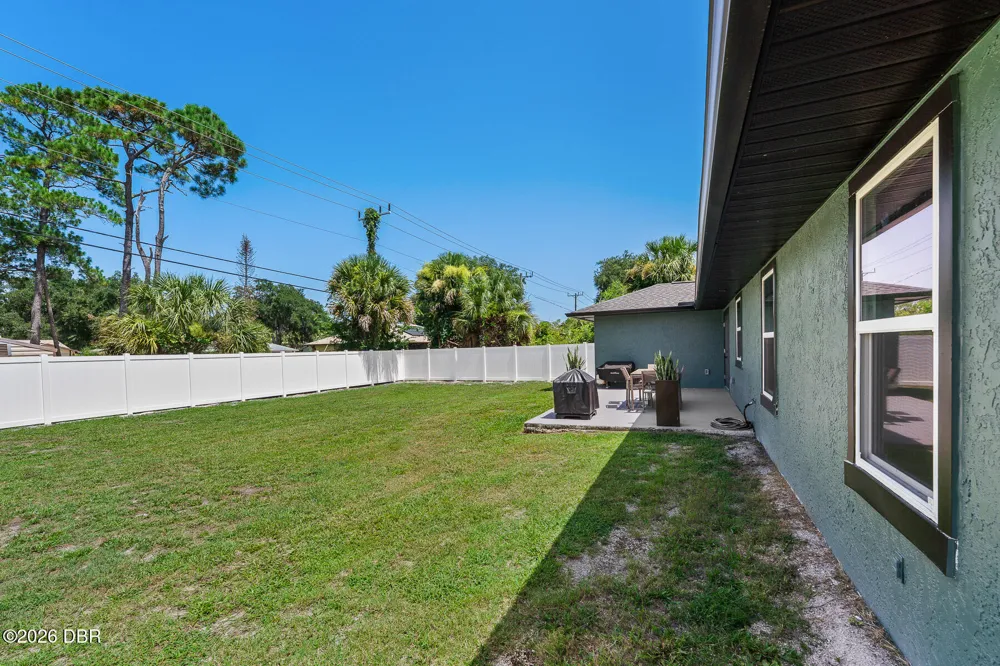 2817 Yule Tree Drive Edgewater, FL 32141