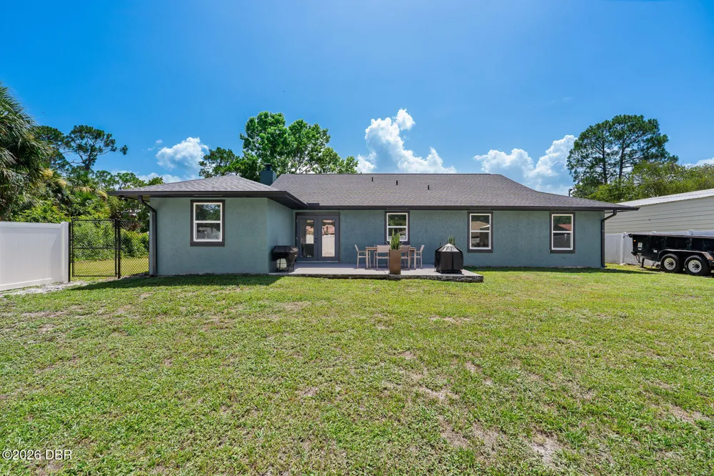 2817 Yule Tree Drive Edgewater, FL 32141