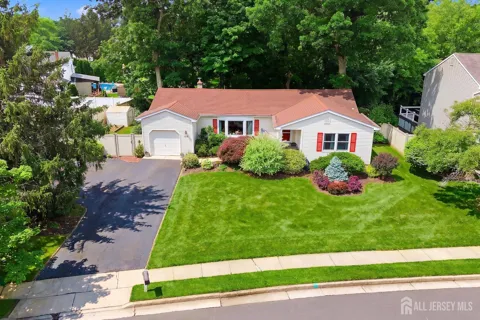 39 McFadden Drive