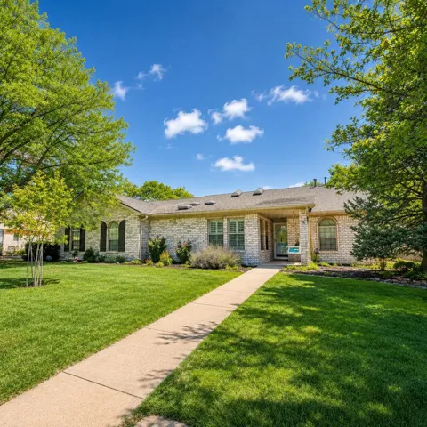 78 Hunsley Hills Boulevard