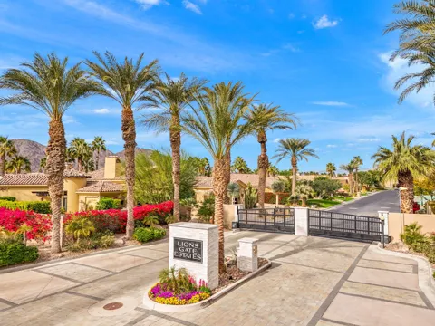 57645 S Valley Lane