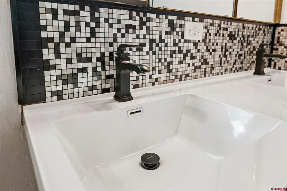 360 E 32nd Street Durango, CO 81301