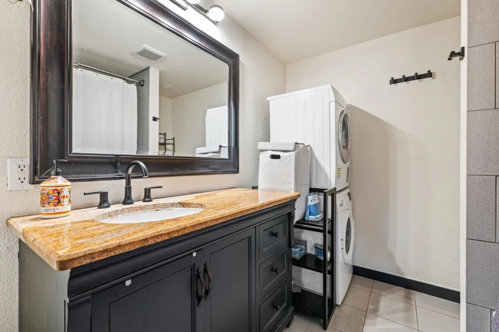 110 Lakewood Drive Burnet, TX 78611