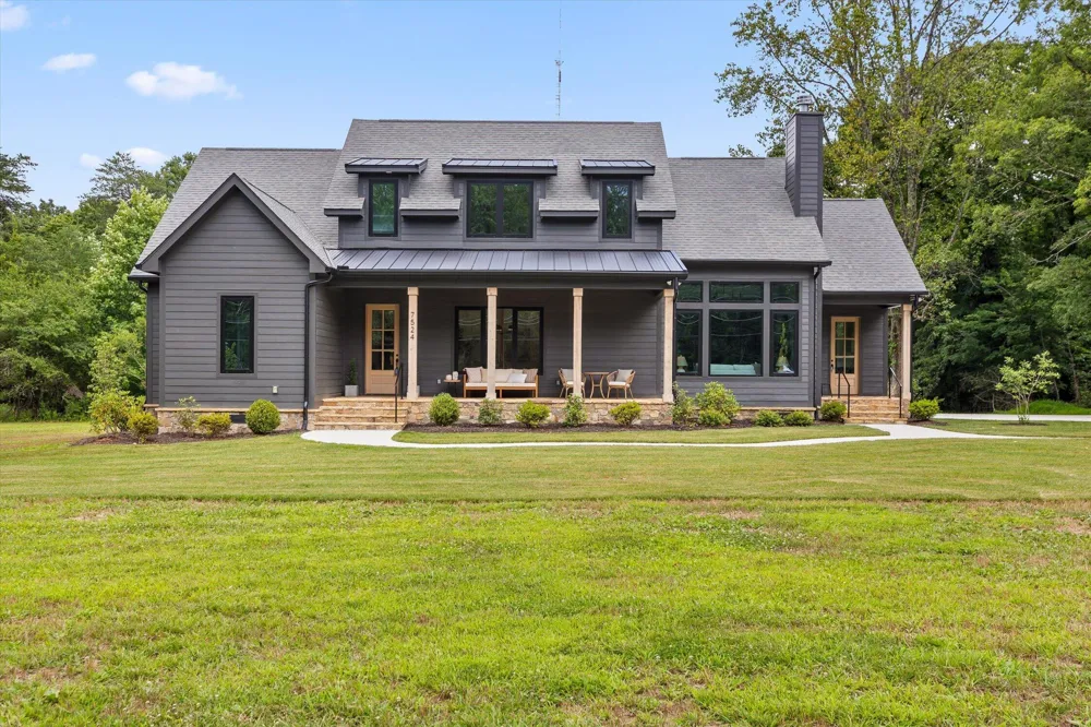 7524 Sawyer Pike Signal Mountain, TN 37377