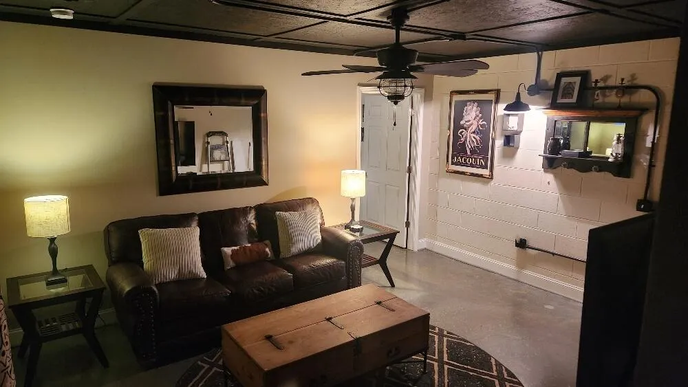 14 Titans Lane Pikeville, TN 37367