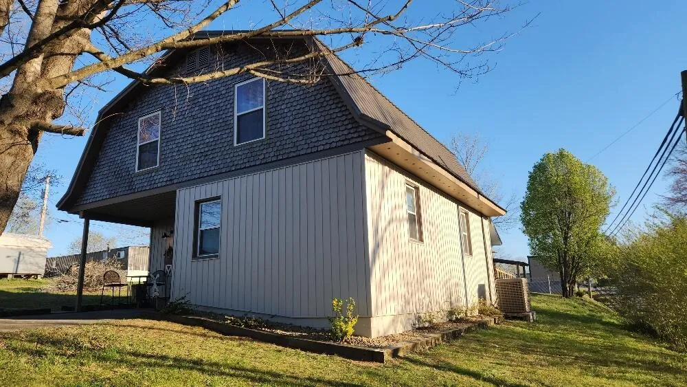 14 Titans Lane Pikeville, TN 37367