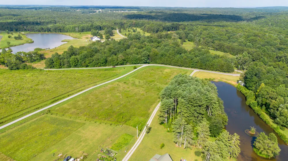 Palmer Lake Road Graysville, TN 37338