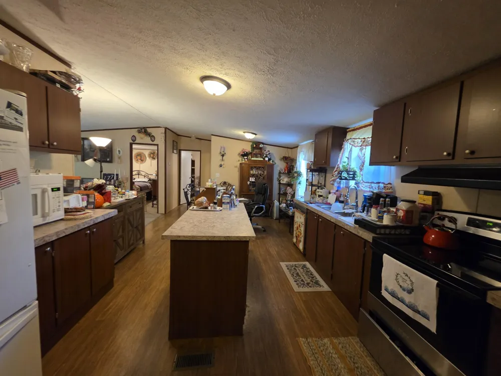 19314 S Pittsburg Mountain Road Sewanee, TN 37375