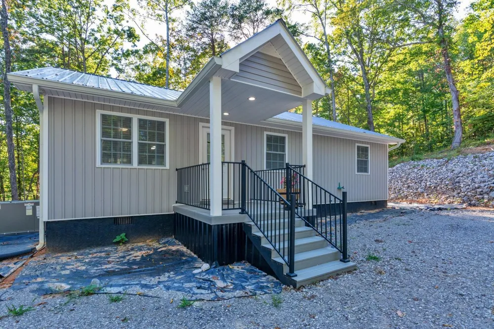 890 Lee Station Mtn Road Pikeville, TN 37367