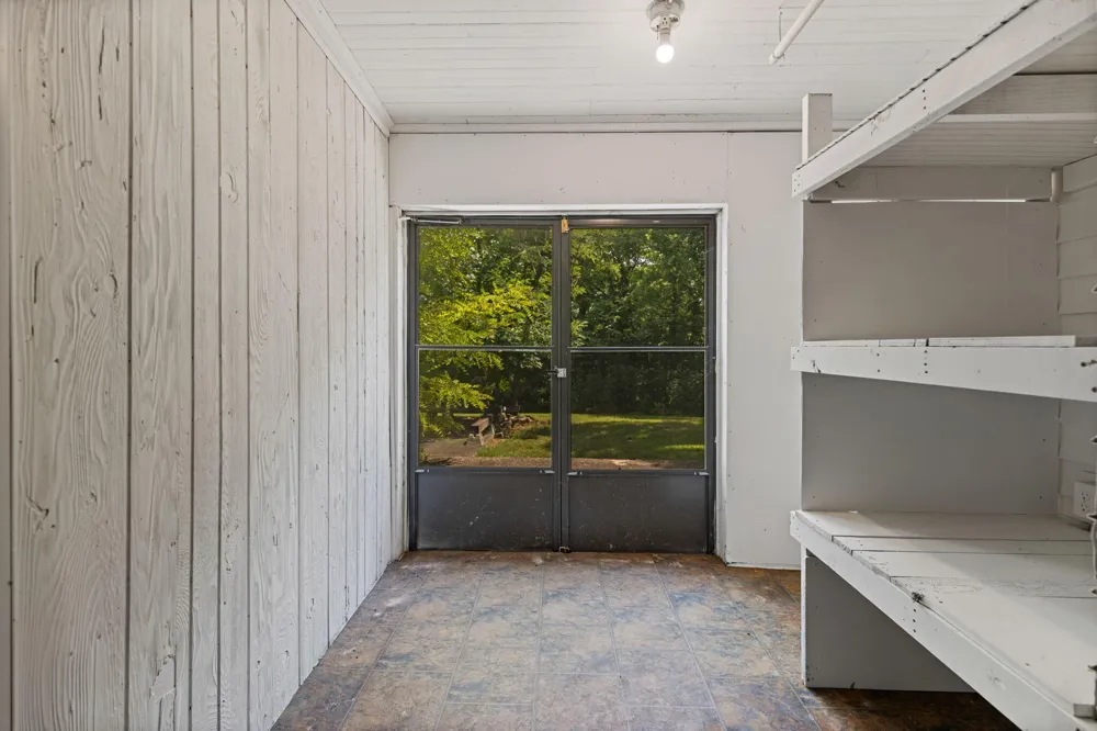 200 Memory Lane Benton, TN 37307