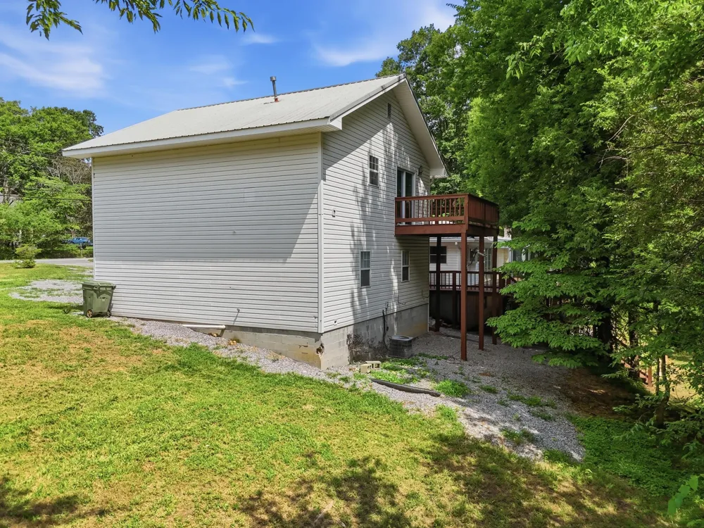 1573 Georgia 157 Lookout Mountain, GA 30750