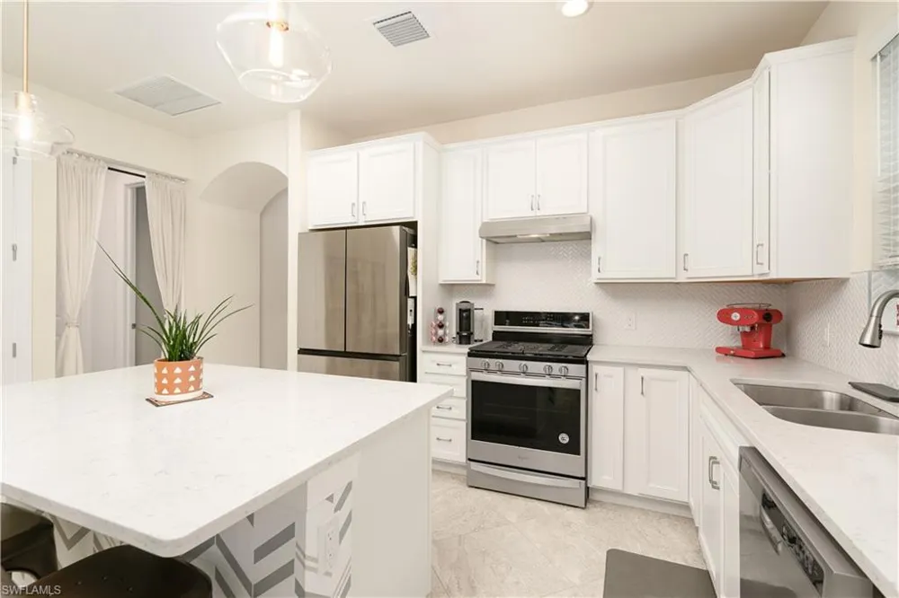 10779 Manatee Key Lane Estero, FL 33928